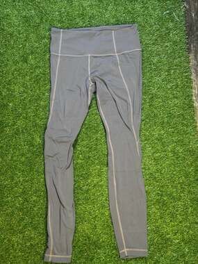 Athleta Salutation High Rise Stash Pocket Leggings in Charcoal Gray